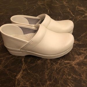 Dansko Professional Clog - Women's size 38